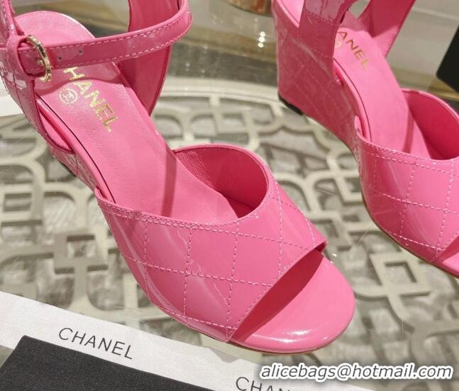 Purchase Chanel Quilted Patent Calfskin Wedge Sandals 7.5cm Pink 0126154