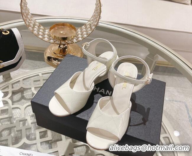 Stylish Chanel Quilted Patent Calfskin Wedge Sandals 7.5cm White 0126155