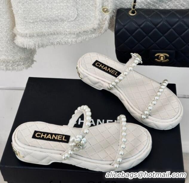 Perfect Chanel Quilted Lambskin and Pearls Heel Slide Sandals 3cm White 0223097