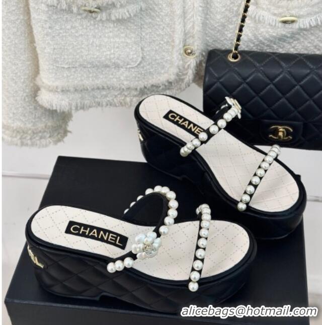 Best Grade Chanel Quilted Lambskin and Pearls Wedge Platform Slide Sandals 7cm Black 223098