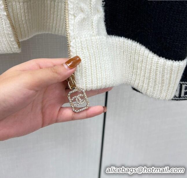 Reasonable Price Chanel Cashmere & Wool Zipped Cardigan CH122534 White/Black 2023