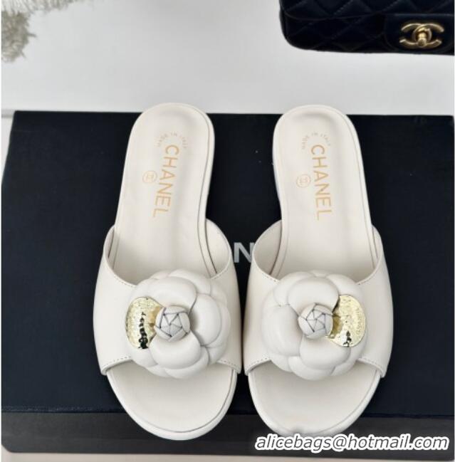 Trendy Design Chanel Camellia Bloom Calfskin Flat Slide Sandals 1.5cm White 0224009