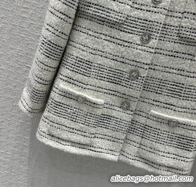 Good Looking Chanel Tweed Jacket CH031117 White/Black 2024