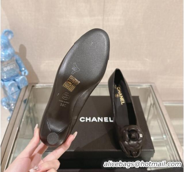 Perfect Chanel Camellia Bloom Lambskin & Patent Calfskin Pumps 7cm Black 0224028