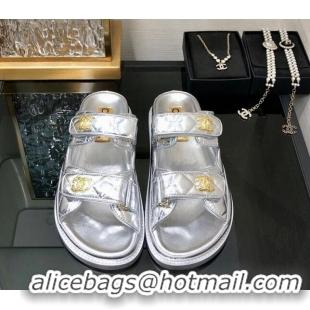 Pretty Style Chanel Metallic Oil Calfskin Flat Strap Slide Sandals with Metal CC Silver 0224061