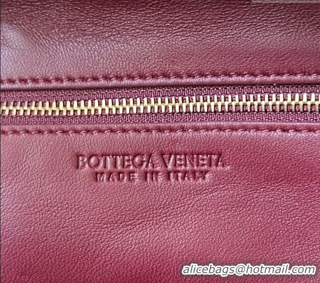 Traditional Specials Bottega Veneta Small Getaway Top Handle Bag in Intrecciato Leather 776736 Burgundy 2023