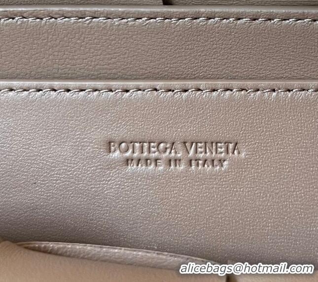 Grade Design Bottega Veneta Mini Cassette Cross-Body Bag in Intreccio Leather 755031 Taupe Grey 2023