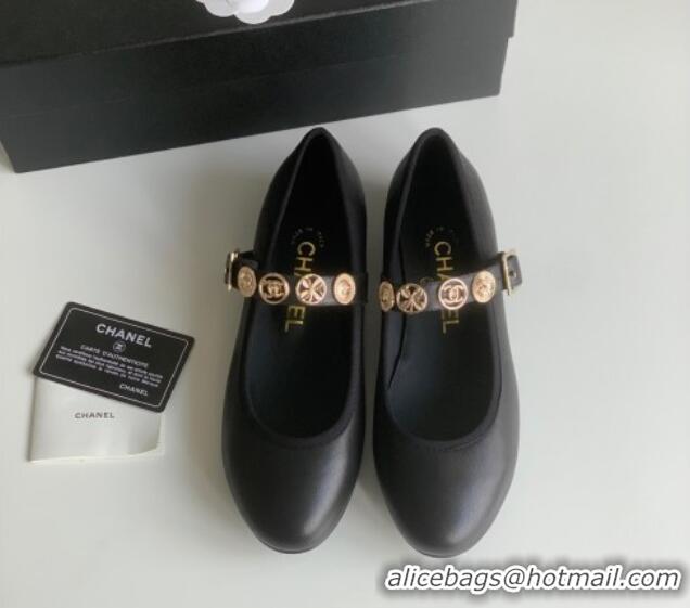 Perfect Chanel Mary Janes Shoes with Badge in Calfskin Leather Black 031105