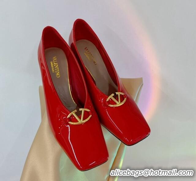 Perfect Valentino The Bold Edition VLogo Pumps 9.5cm in Patent Leather Red 0227028