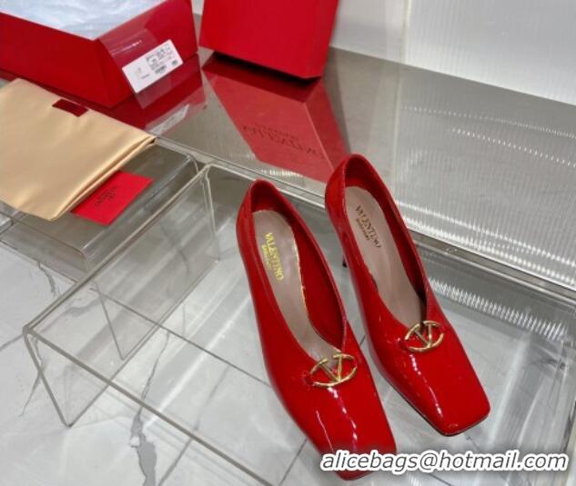 Perfect Valentino The Bold Edition VLogo Pumps 9.5cm in Patent Leather Red 0227028