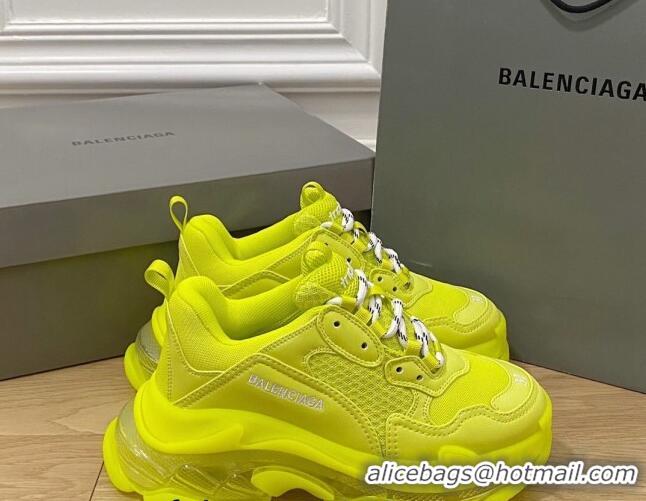 Pretty Style Balenciaga Triple S Clear Sole Trainers Sneakers in Leather and Mesh Neon Yellow 223007