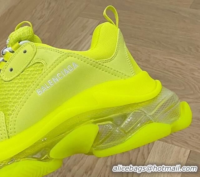 Pretty Style Balenciaga Triple S Clear Sole Trainers Sneakers in Leather and Mesh Neon Yellow 223007