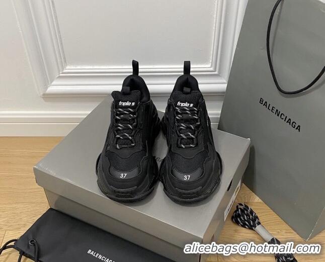 Stylish Balenciaga Triple S Clear Sole Trainers Sneakers in Leather and Mesh All Black 223016