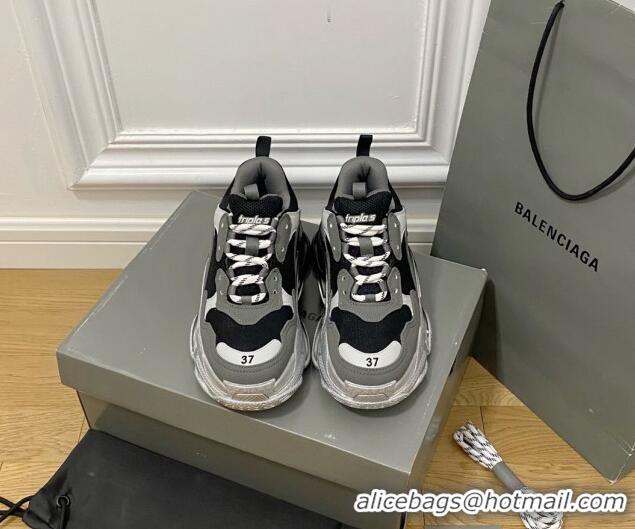 Good Looking Balenciaga Triple S Trainers Sneakers in Leather and Mesh Black/Silver/Grey 223033