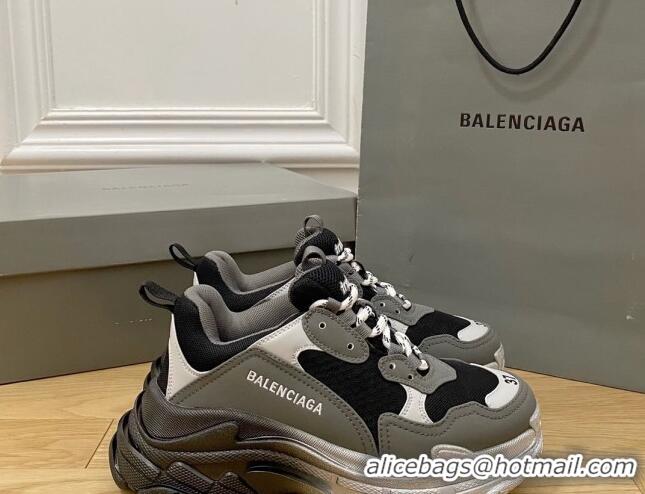 Good Looking Balenciaga Triple S Trainers Sneakers in Leather and Mesh Black/Silver/Grey 223033