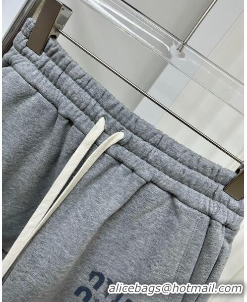 Trendy Design Miu Miu Cotton Shorts M022706 Grey 2024