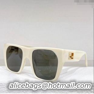 Inexpensive Fendi Sunglasses FE40124 2024