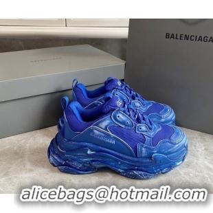 Luxurious Balenciaga Triple S Trainers Sneakers in Leather and Mesh Distressed Blue 0223057