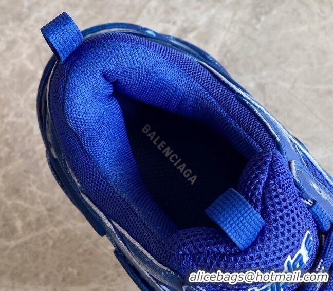 Luxurious Balenciaga Triple S Trainers Sneakers in Leather and Mesh Distressed Blue 0223057