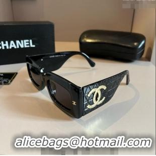 Buy Discount Chanel Quilted Sunglasses 030406 Black 2024