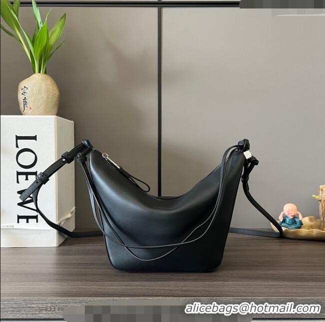 Reasonable Price Loewe Mini Hammock Hobo bag in Classic Calfskin 262315 Black 2023