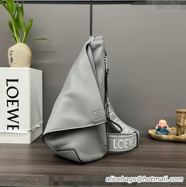 Trendy Design Loewe Men's Anton Sling Bag in supple smooth calf leather and jacquard strap 060356 Asphalt Grey 2023