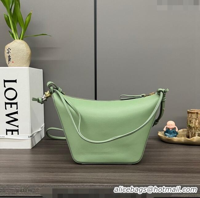 New Design Loewe Mini Hammock Hobo bag in Classic Calfskin 262315 Light Green 2023