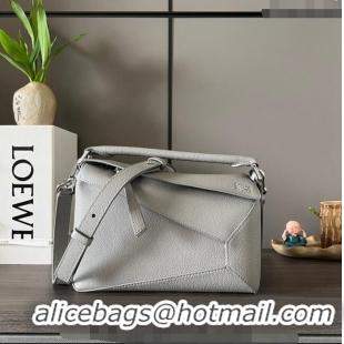 Traditional Specials Loewe Small Puzzle Edge bag in Grained Calfskin 062324 Light Grey 2023