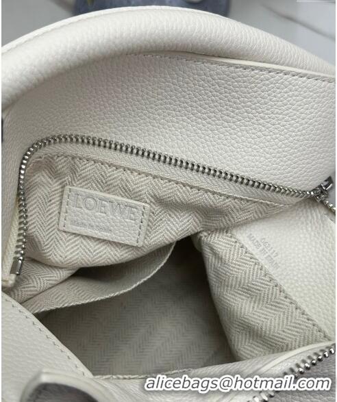 Trendy Design Loewe Small Puzzle Edge bag in Grained Calfskin 062117 White 2023