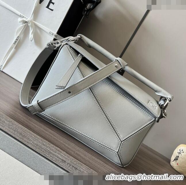 Good Quality Loewe Small Puzzle Edge bag in Classic Calfskin 261801 Pearl Grey 2023