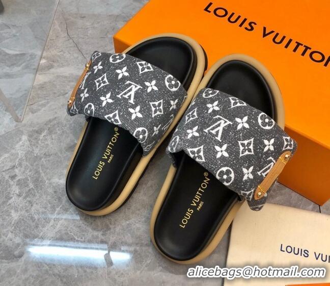 Stylish Louis Vuitton Pool Pillow Flat Comfort Slide Sandals in Monogram Jacquard Black 0320048