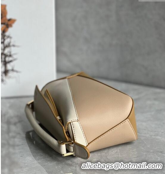 Unique Grade Loewe Mini Puzzle bag in Classic Calfskin 0202 White/Nude/Light Brown 2024