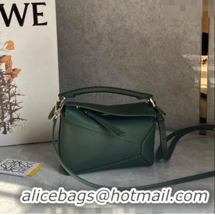 Trendy Design Loewe Mini Puzzle bag in Classic Calfskin 0202 Bottle Green 2024