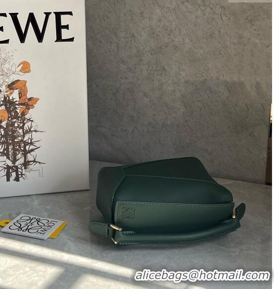 Trendy Design Loewe Mini Puzzle bag in Classic Calfskin 0202 Bottle Green 2024