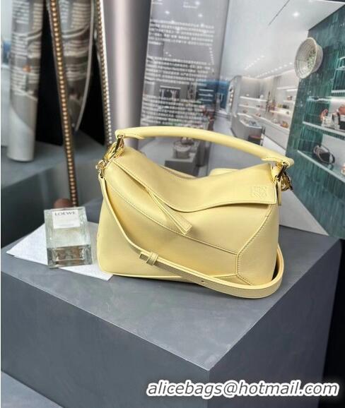 Good Taste Loewe Small Puzzle Edge bag in Smooth Calfskin 0202 Vanilla Yellow 2024