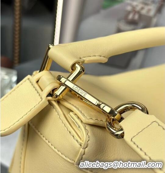 Good Taste Loewe Small Puzzle Edge bag in Smooth Calfskin 0202 Vanilla Yellow 2024