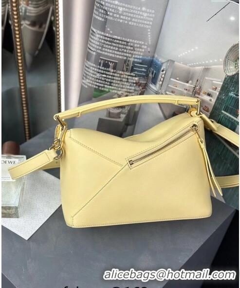 Good Taste Loewe Small Puzzle Edge bag in Smooth Calfskin 0202 Vanilla Yellow 2024