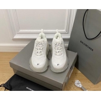 Luxurious Balenciaga Triple S Clear Sole Trainers Sneakers in Leather and Mesh All White 0223013