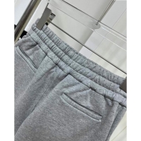 Trendy Design Miu Miu Cotton Shorts M022706 Grey 2024