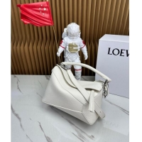 Trendy Design Loewe Small Puzzle Edge bag in Grained Calfskin 062117 White 2023