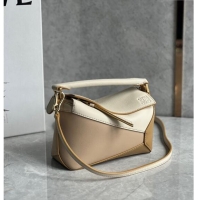 Unique Grade Loewe Mini Puzzle bag in Classic Calfskin 0202 White/Nude/Light Brown 2024