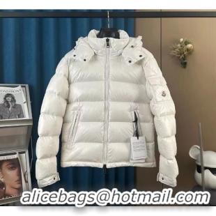 Sumptuous Discount Moncler Short Down Jacket M92028 White