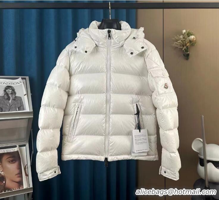 Sumptuous Discount Moncler Short Down Jacket M92028 White