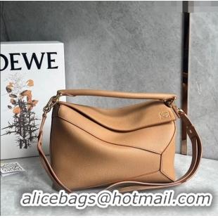 New Design Loewe Puzzle Medium Bag in Litchi-Grained Calfskin 3002B Light Brown 2024