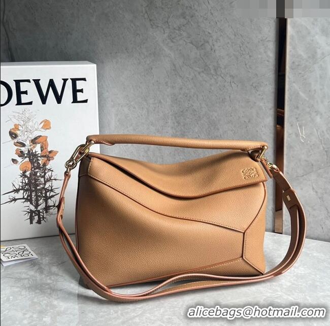 New Design Loewe Puzzle Medium Bag in Litchi-Grained Calfskin 3002B Light Brown 2024