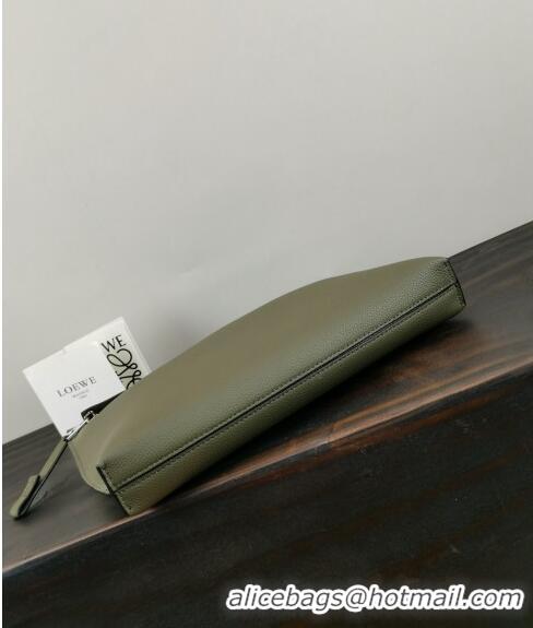 Traditional Specials Loewe T Pouch in Grained Calfskin 3040 Green 2024