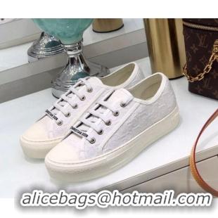 Sumptuous Dior Walk'n'Dior Sneakers in Oblique Embroidered Cotton White 0226047