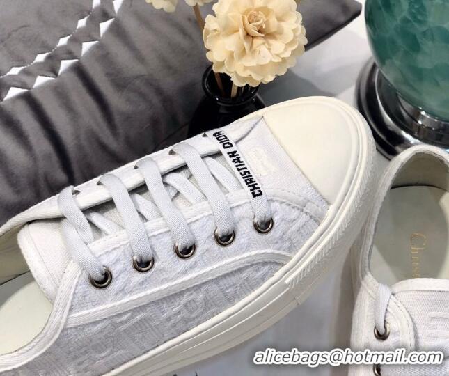 Sumptuous Dior Walk'n'Dior Sneakers in Oblique Embroidered Cotton White 0226047