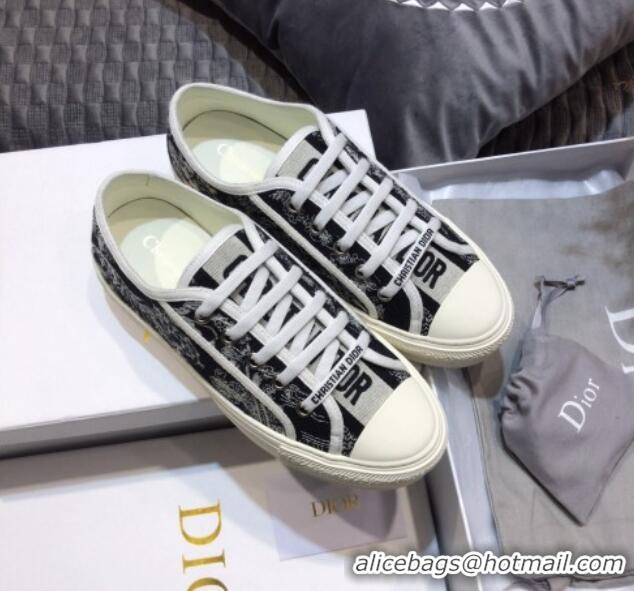 Trendy Design Dior Walk'n'Dior Sneakers in Embroidered Cotton Black/White 226030