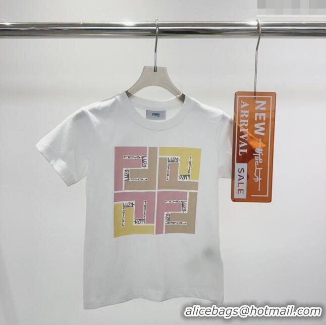 Trendy Design Fendi T-shirt F040304 White/Pink 2024 (Kids)